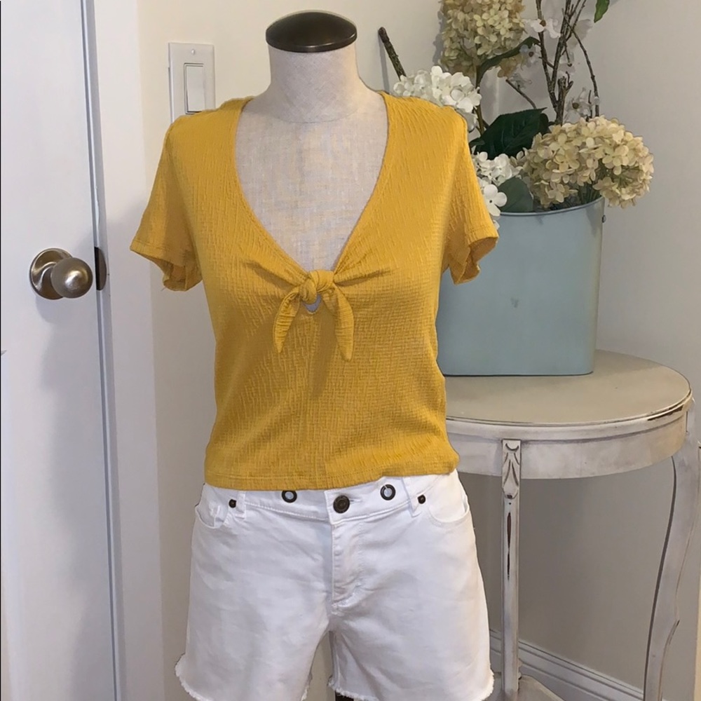 Front Knot V-Neck T-Shirt